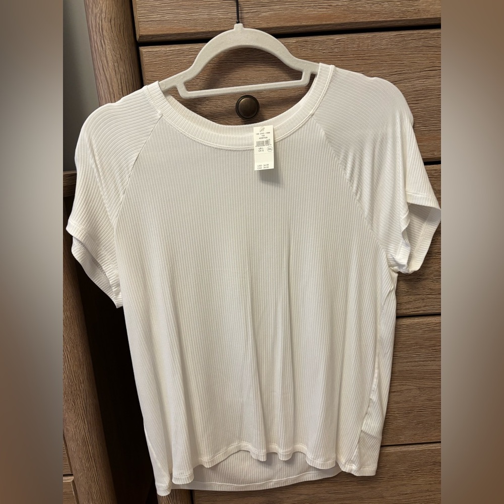 Offline by AERIE white ribbed t-shirt